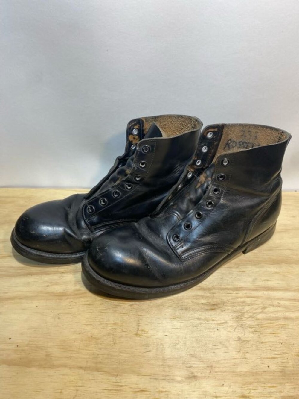 Vintage Canadian Armed Forces Steel Toe Leather Boots Size US 7.5 E